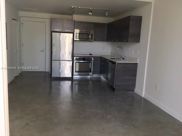 151 SE 1 Street