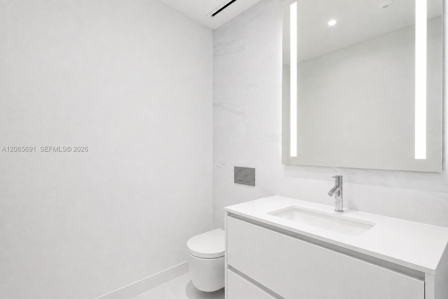 300 Biscayne Boulevard Way