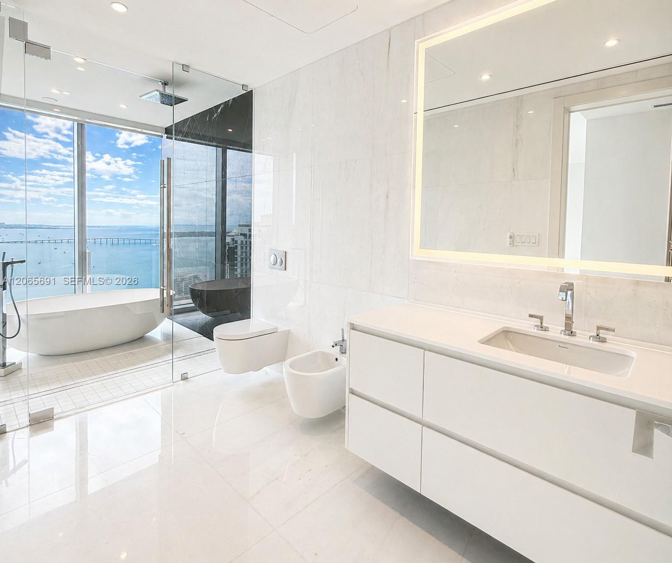 300 Biscayne Boulevard Way