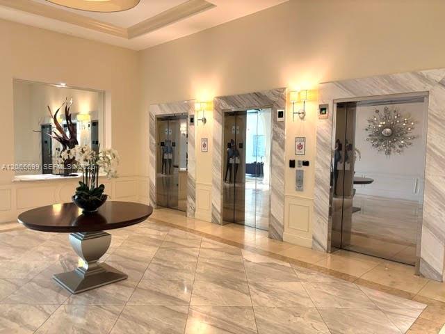 1300 Ponce De Leon Boulevard
