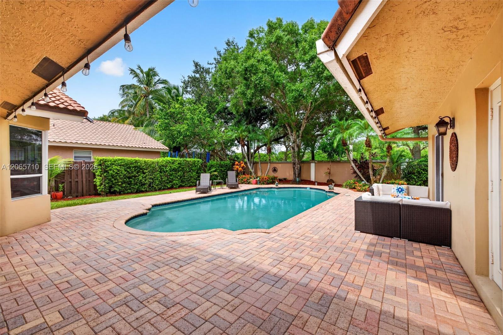 581 NW 110th Avenue