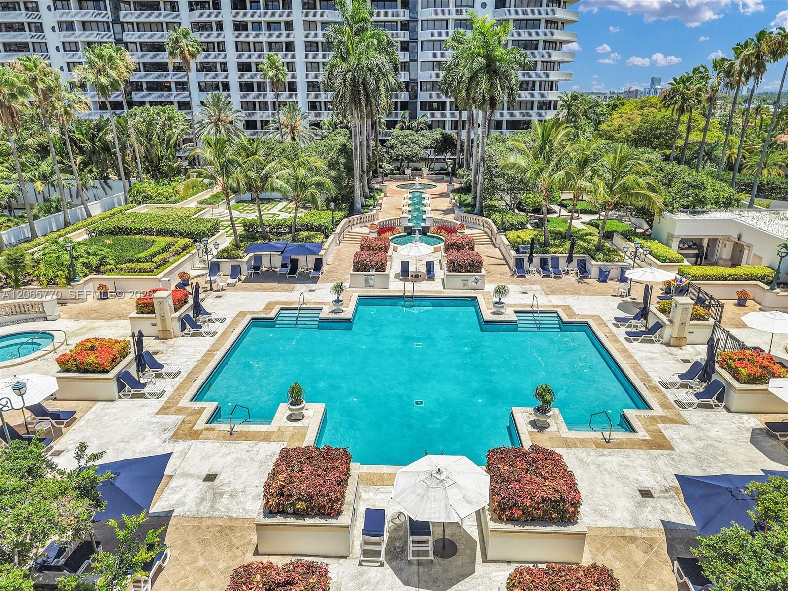 2000 Island Boulevard