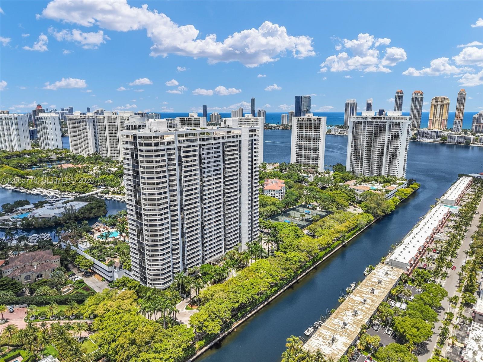 2000 Island Boulevard