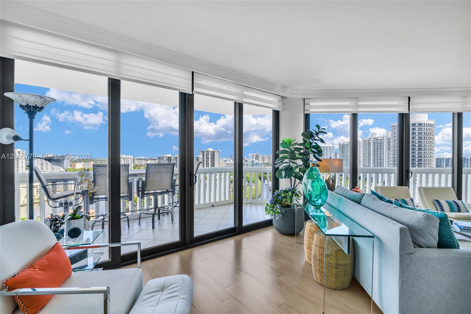 2000 Island Boulevard