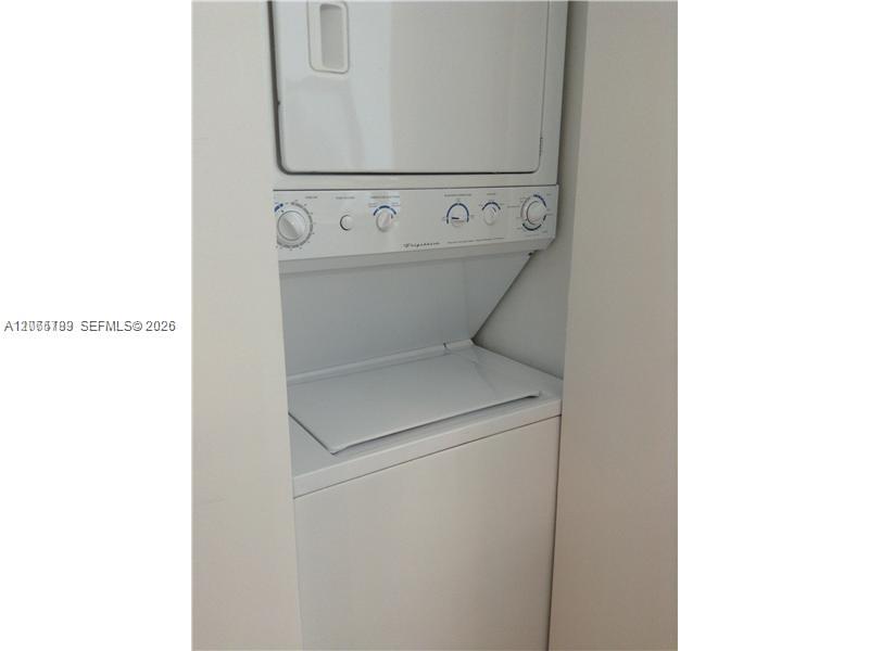350 NE 24th Street