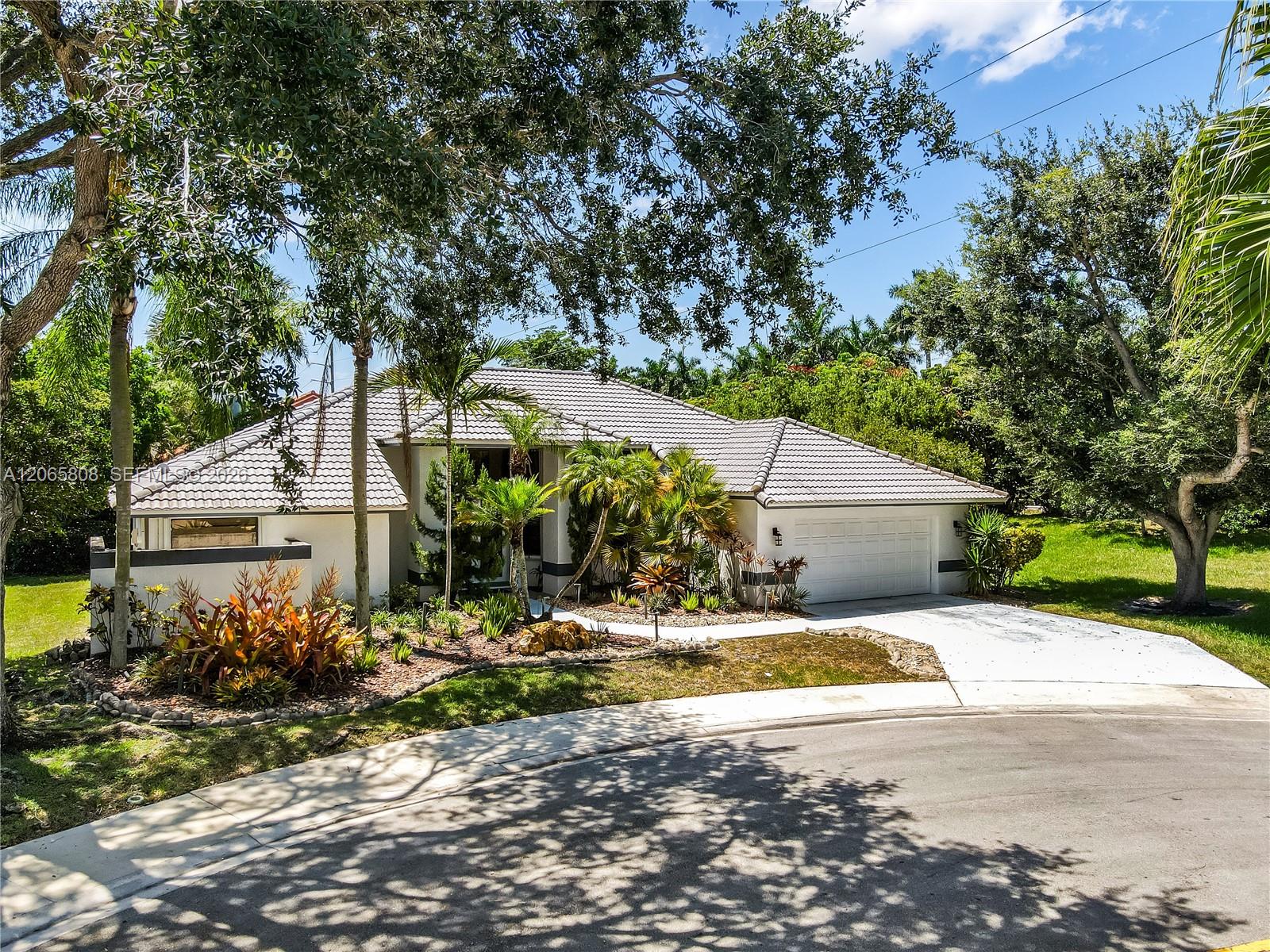 1097 Smoke Tree Court