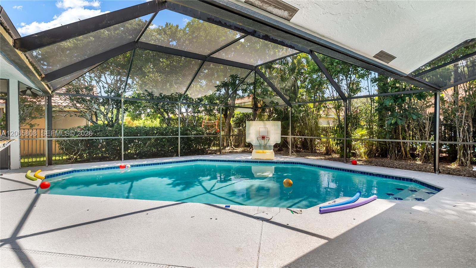 1097 Smoke Tree Court