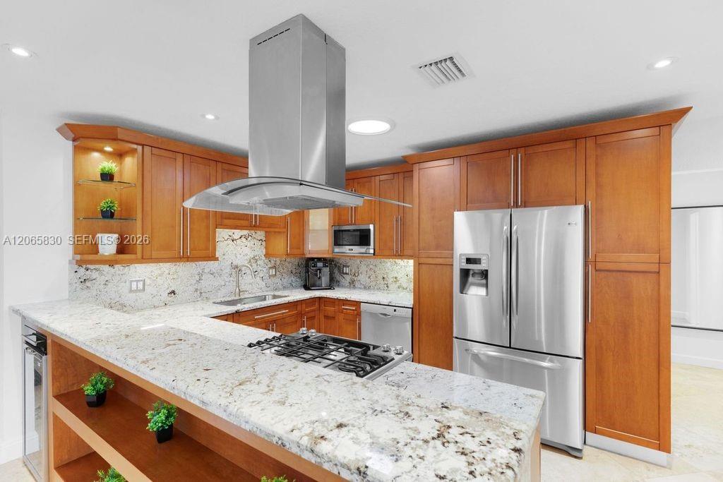 261 SE 4th Street