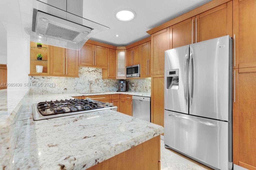 261 SE 4th Street