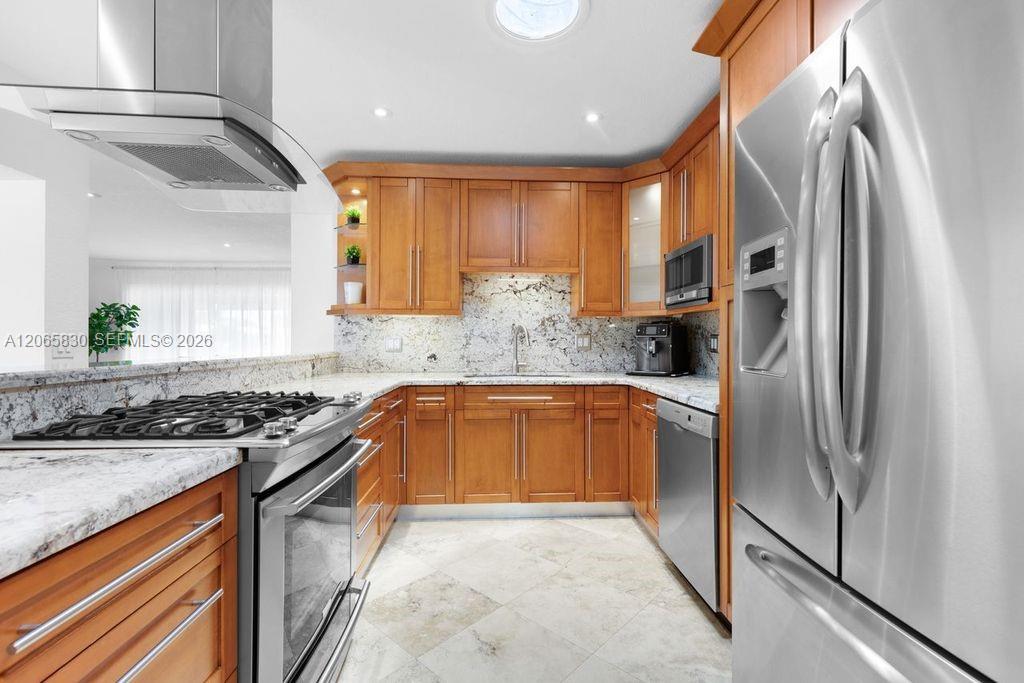 261 SE 4th Street