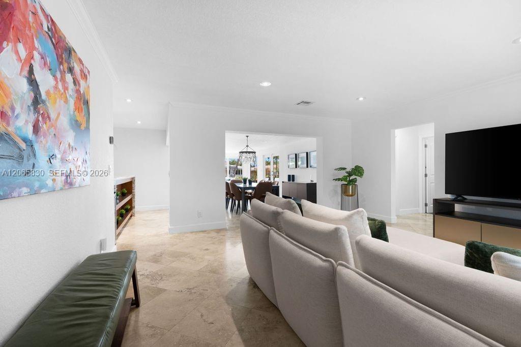261 SE 4th Street