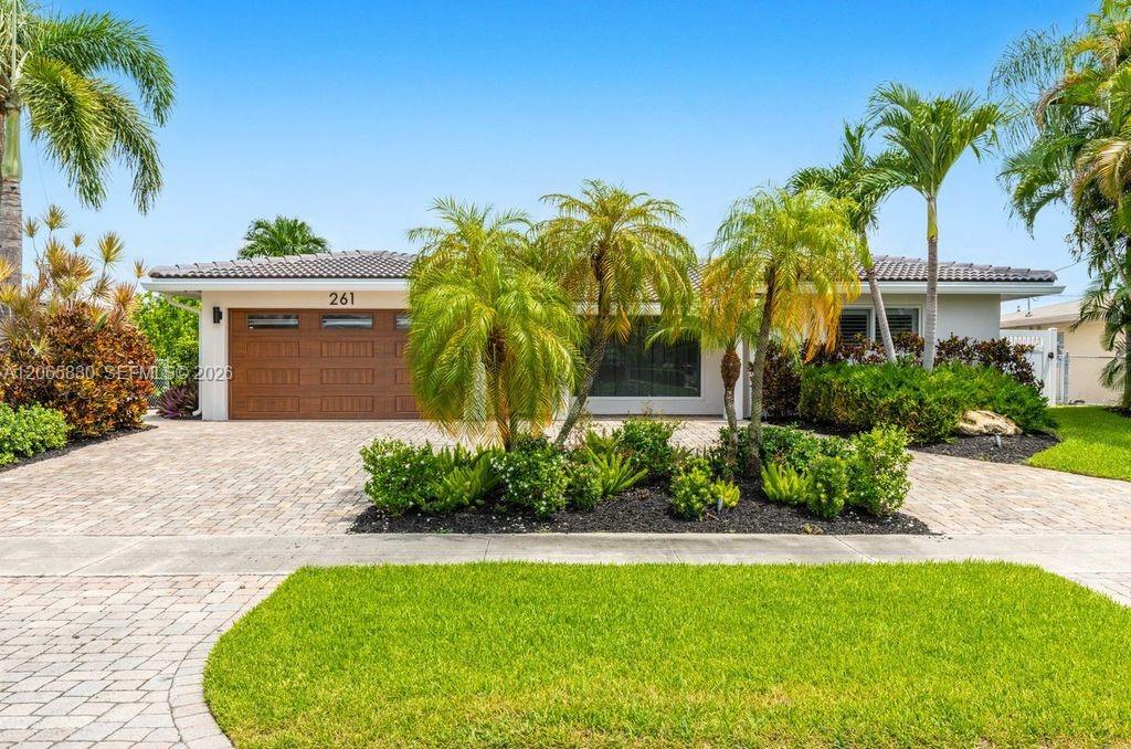 261 SE 4th Street