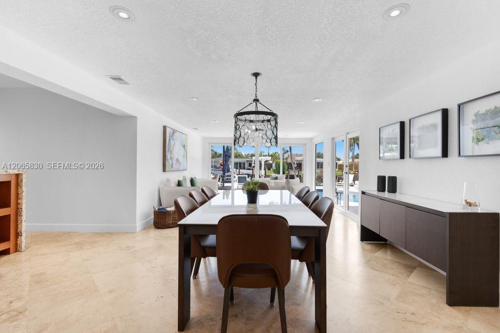 261 SE 4th Street