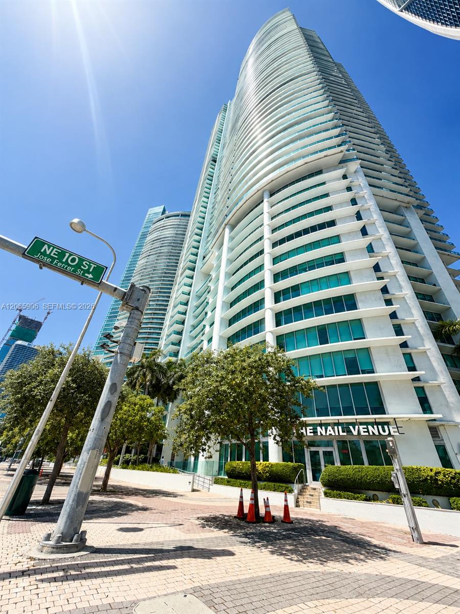 900 Biscayne Boulevard