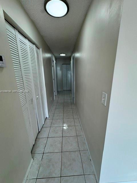 982 SW 9th Court