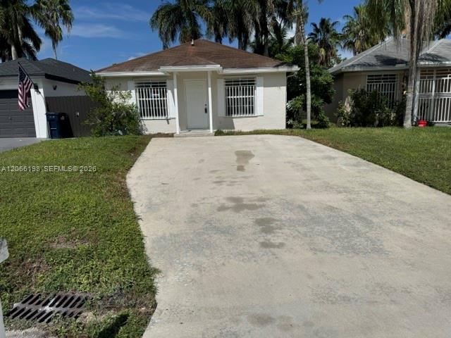 982 SW 9th Court