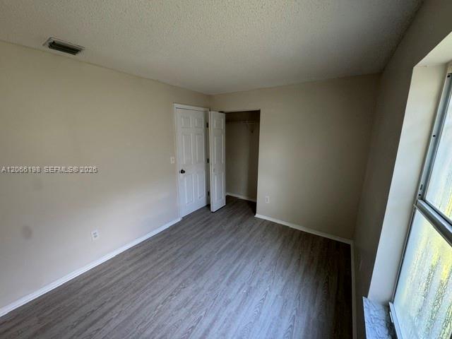 982 SW 9th Court