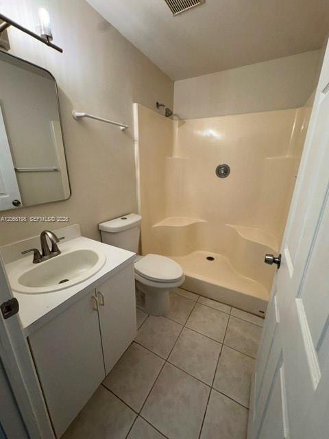 982 SW 9th Court