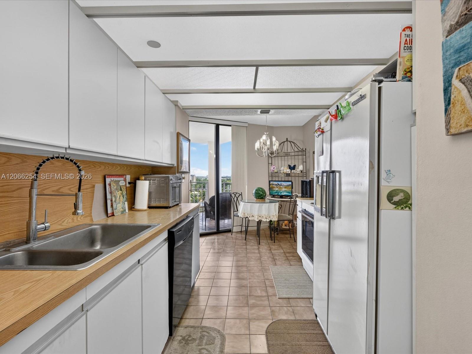 4000 Towerside Terrace