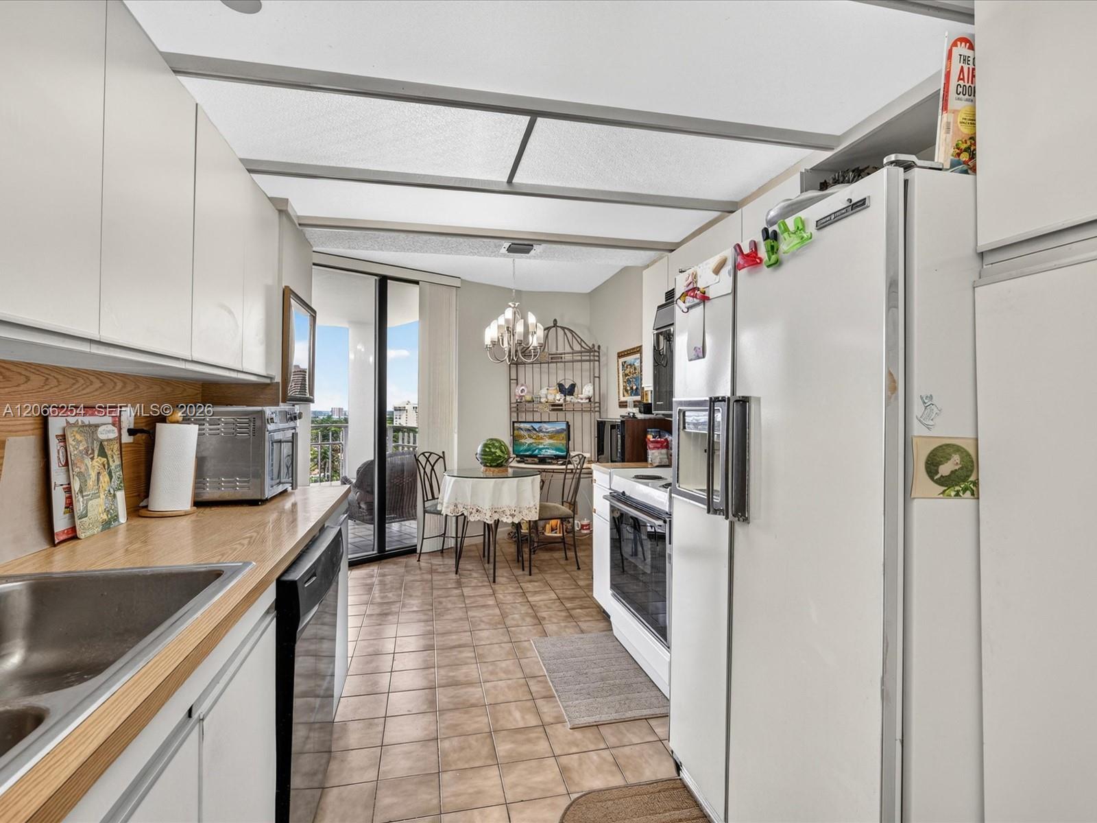 4000 Towerside Terrace