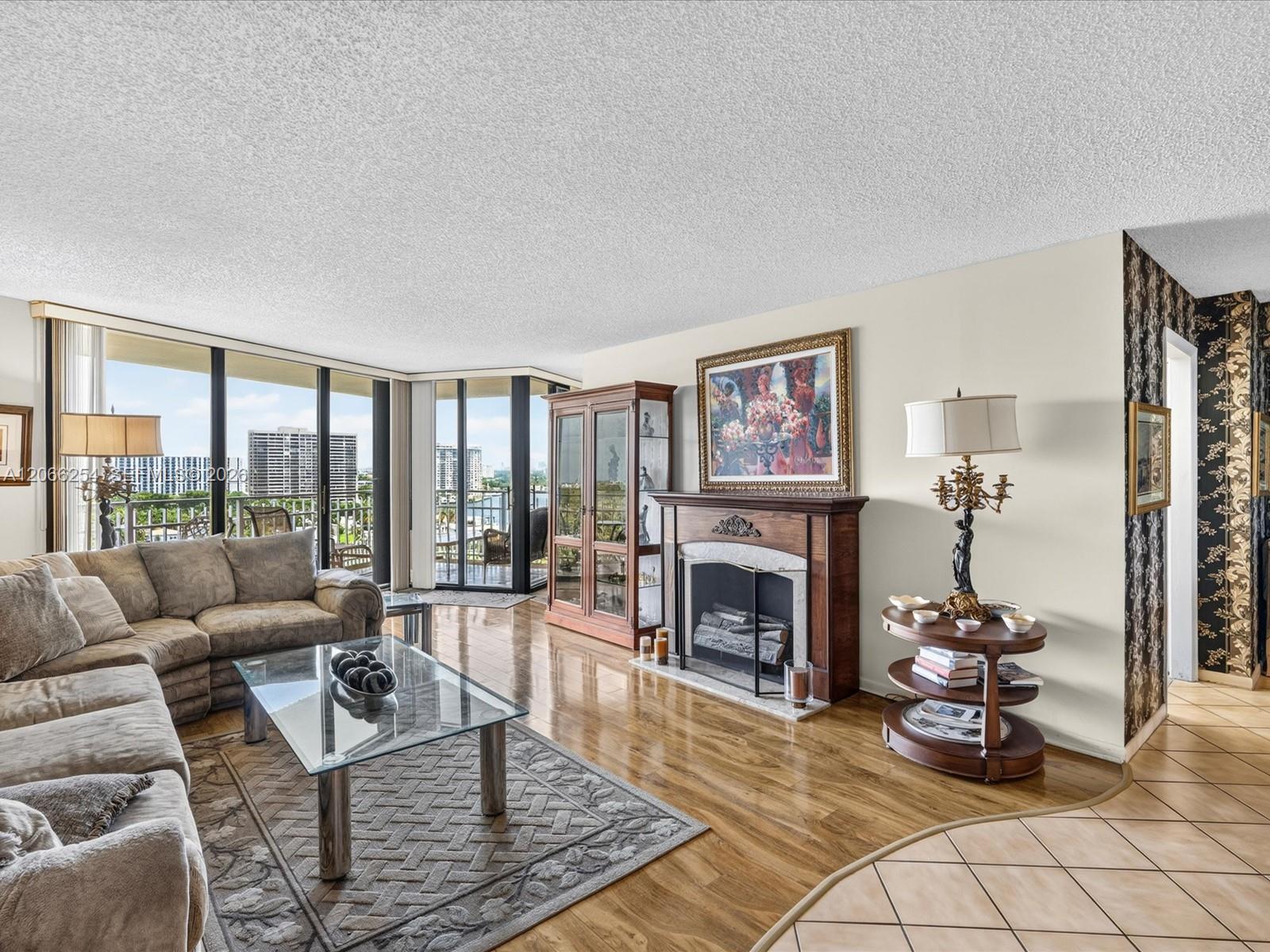 4000 Towerside Terrace