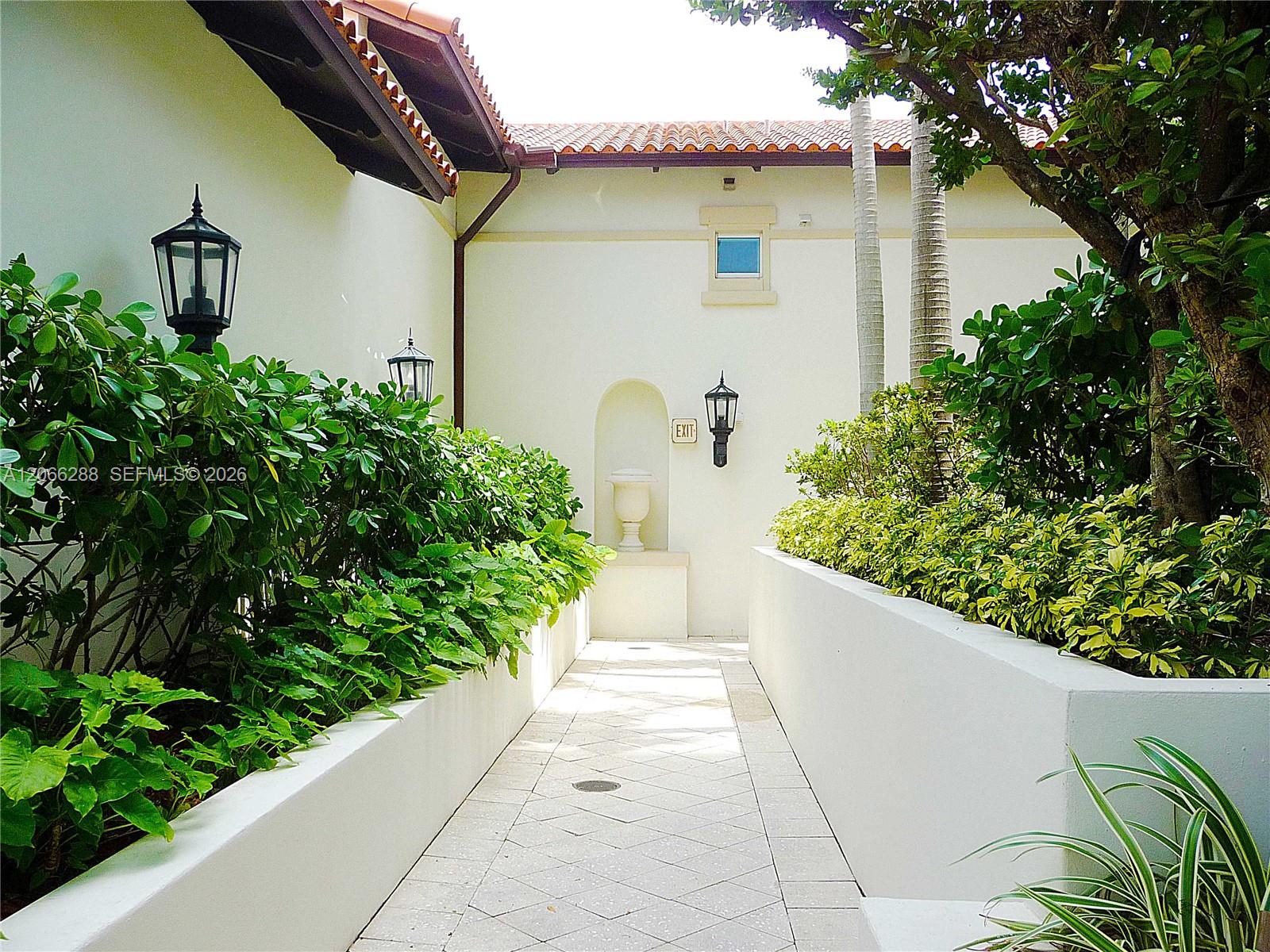 250 Sunny Isles Boulevard