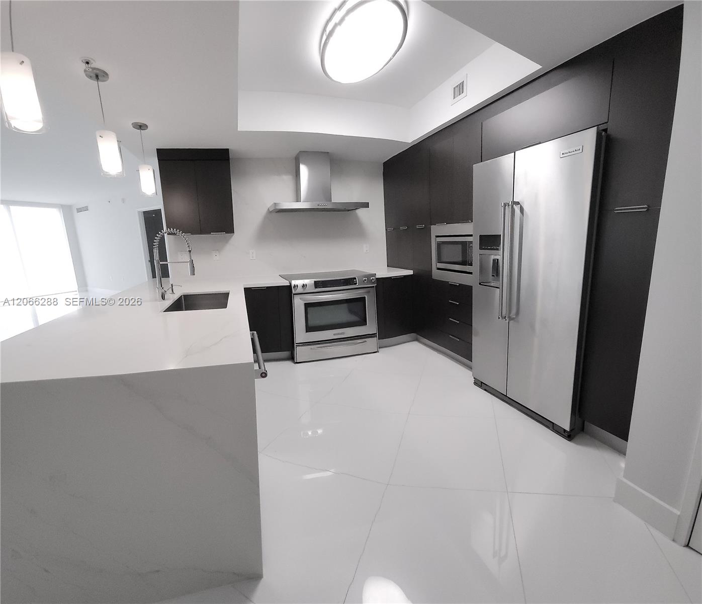 250 Sunny Isles Boulevard