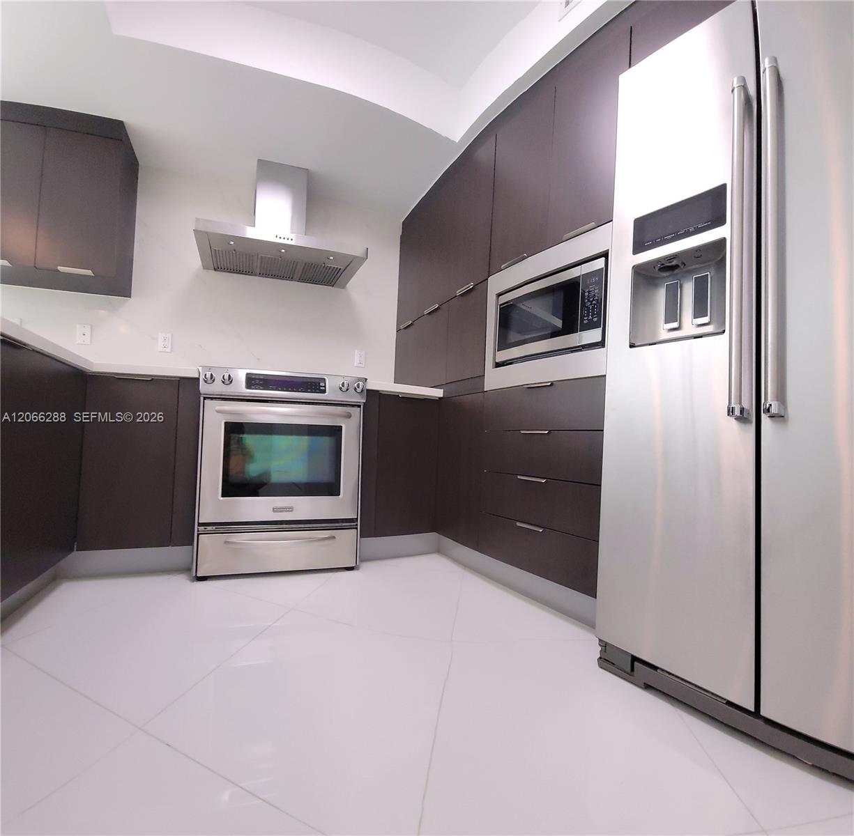 250 Sunny Isles Boulevard