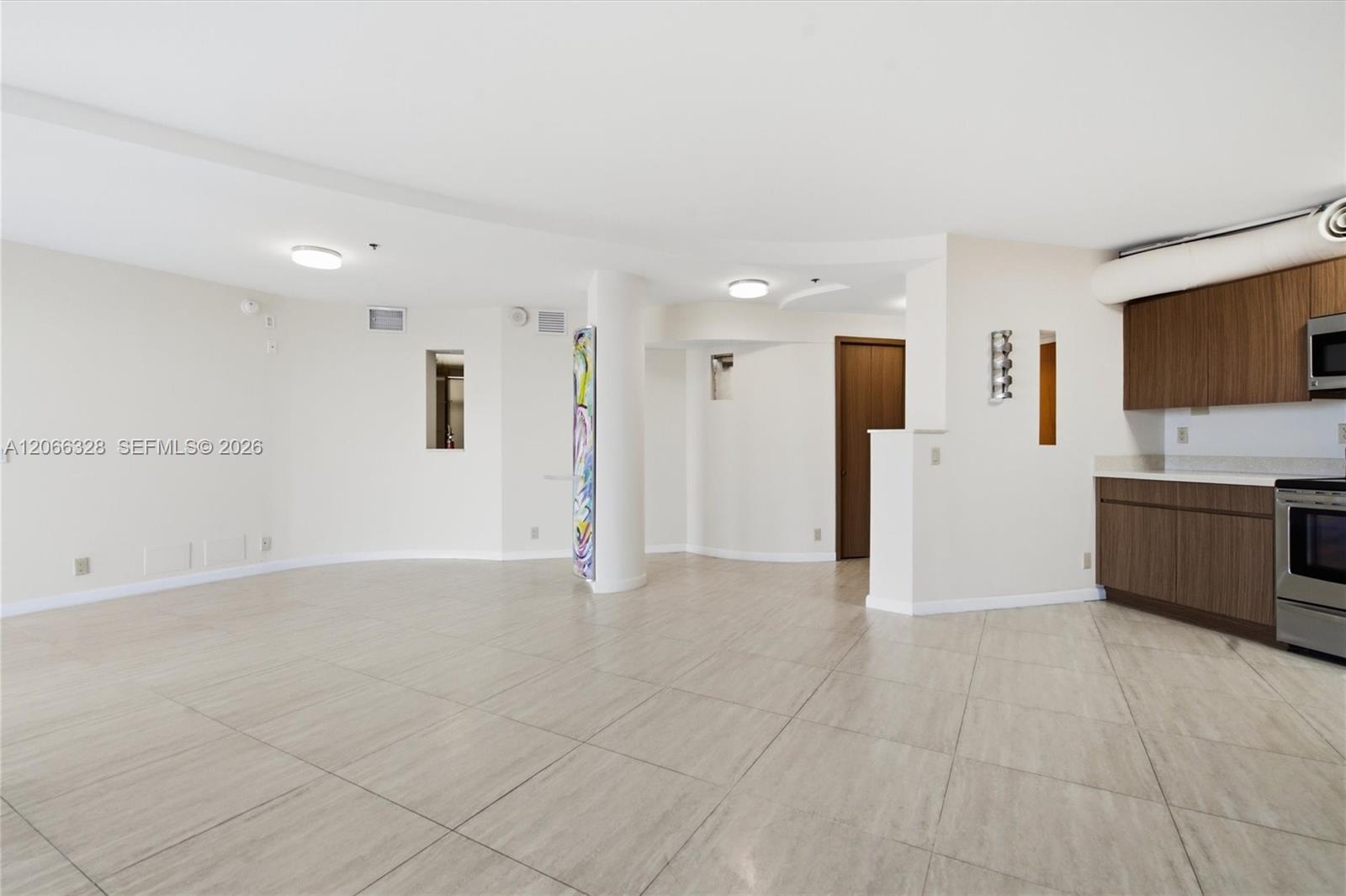 3610 Yacht Club Drive