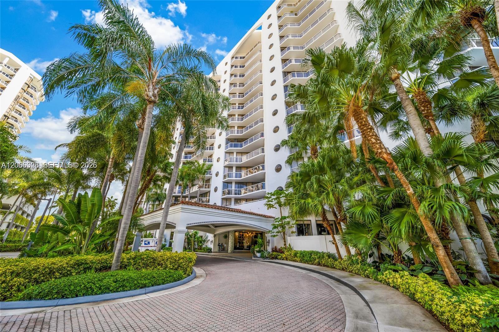 3610 Yacht Club Drive