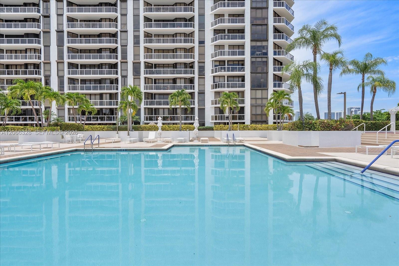 3610 Yacht Club Drive