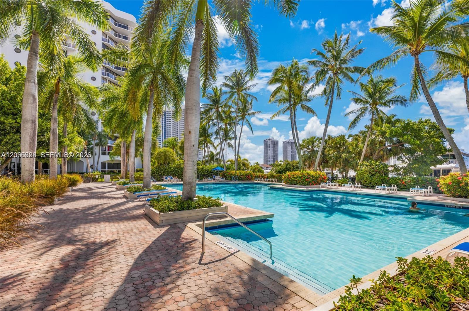 3610 Yacht Club Drive