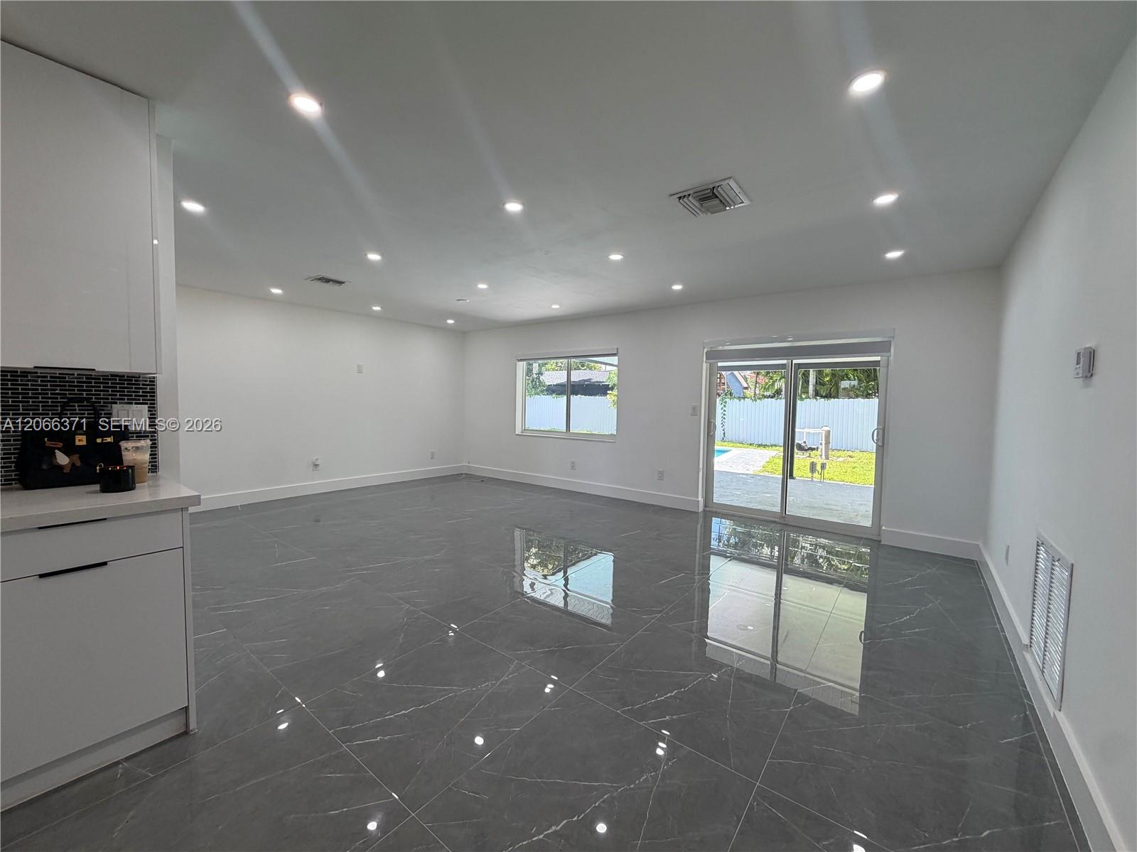 9934 SW 195th Street gallery image #12