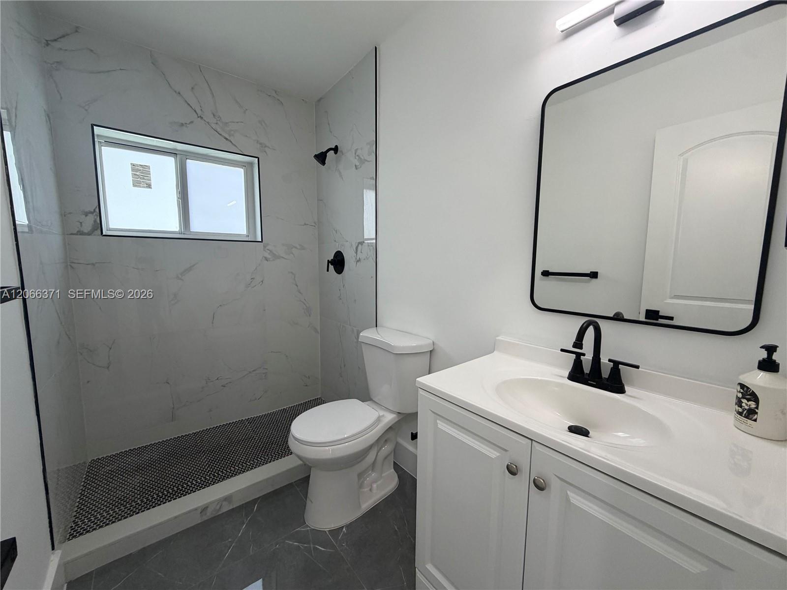 9934 SW 195th Street gallery image #20