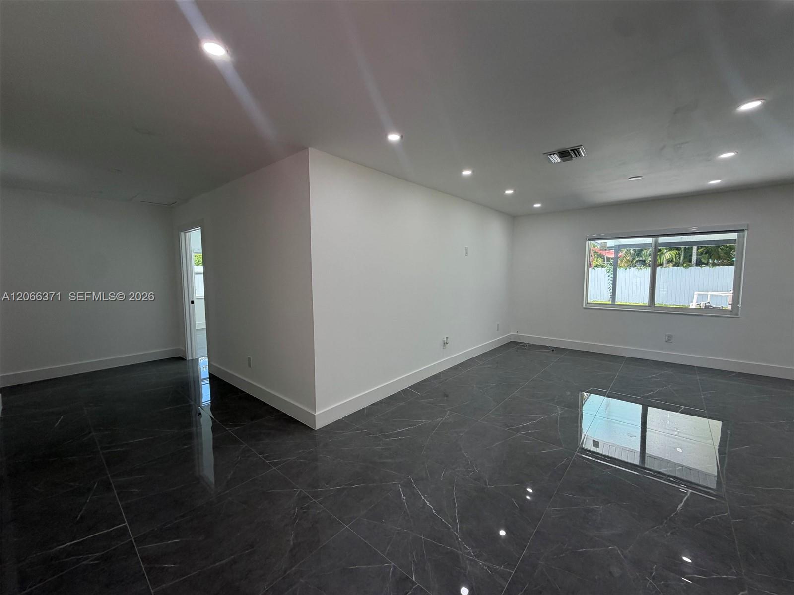 9934 SW 195th Street gallery image #28