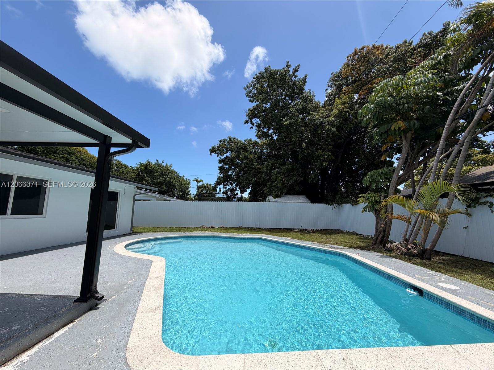 9934 SW 195th Street gallery image #4
