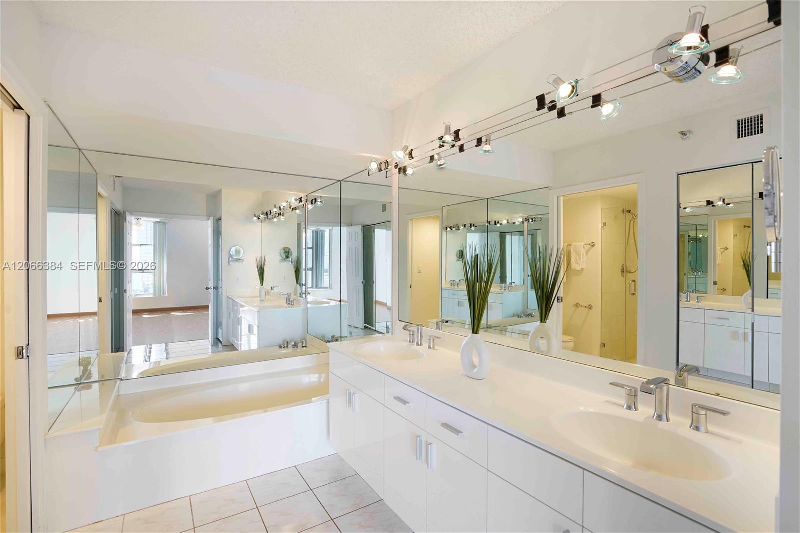 3530 Mystic Pointe Drive