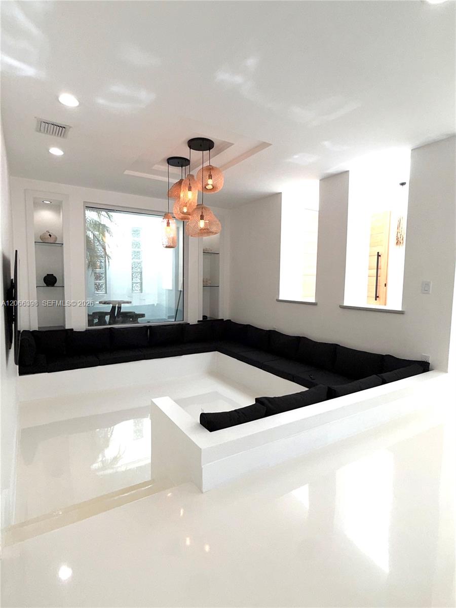 16203 NW 82nd Place