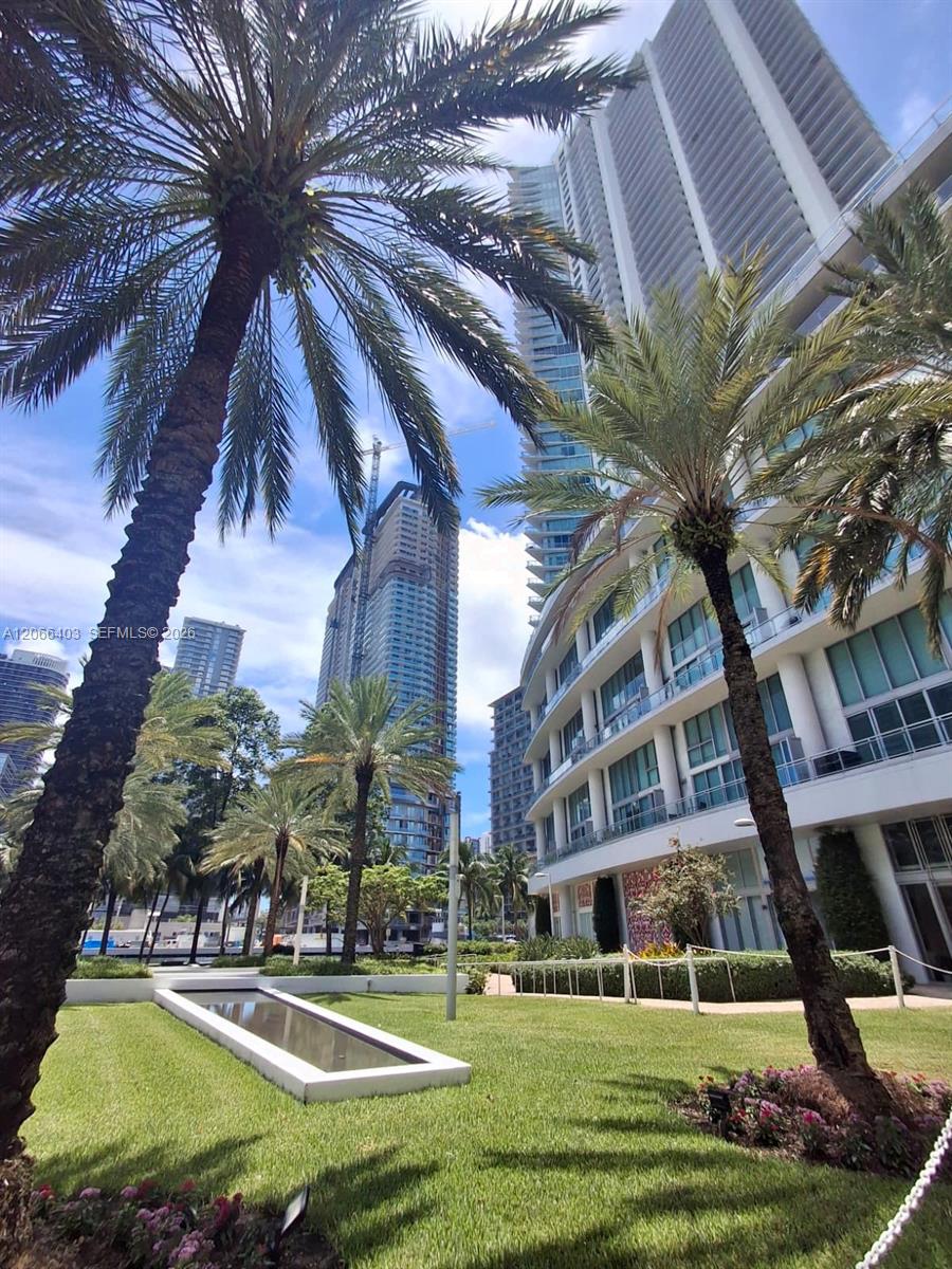 92 SW 3rd Street
