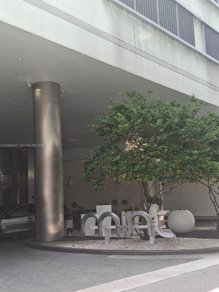 92 SW 3rd Street