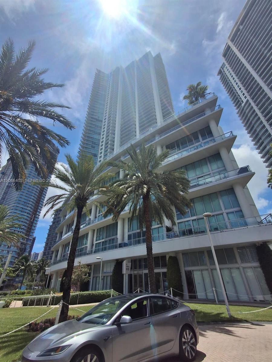 92 SW 3rd Street