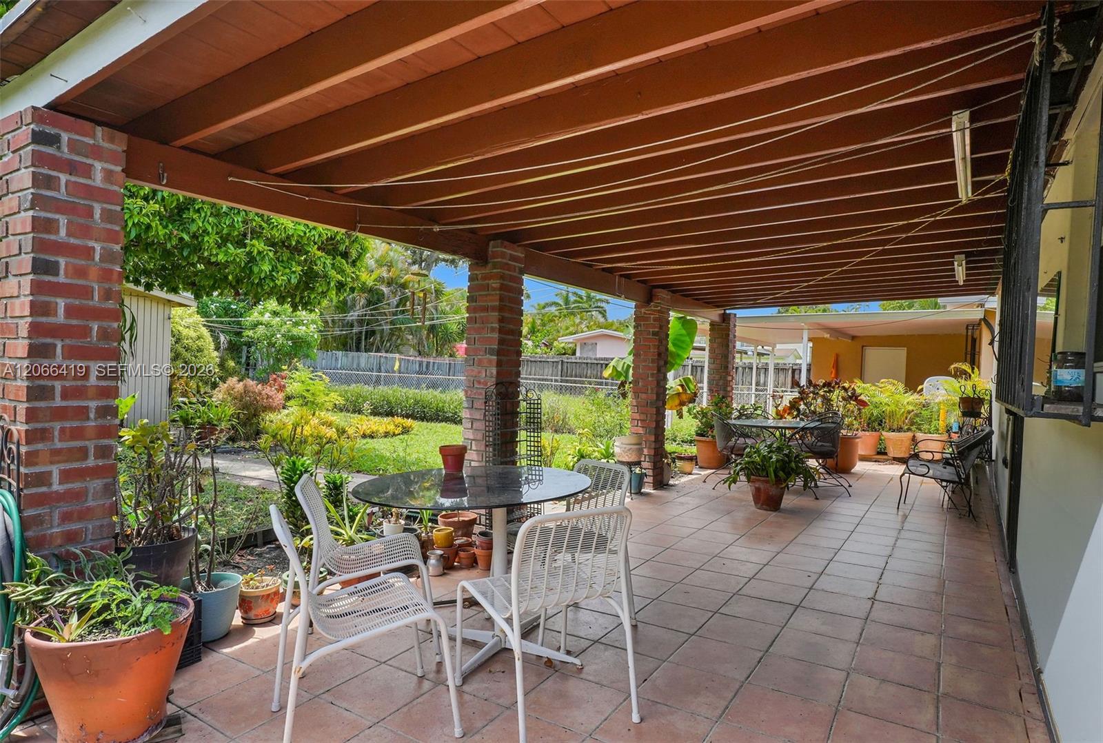 2306 SW 58th Court