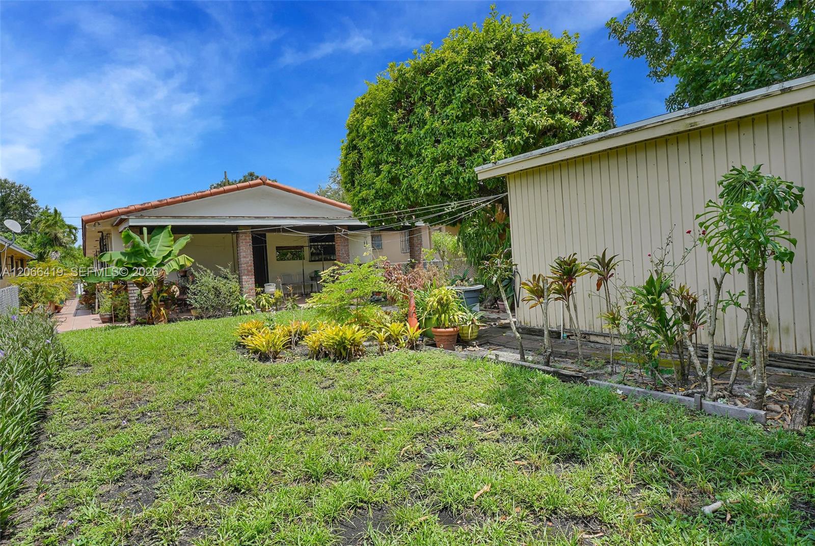 2306 SW 58th Court