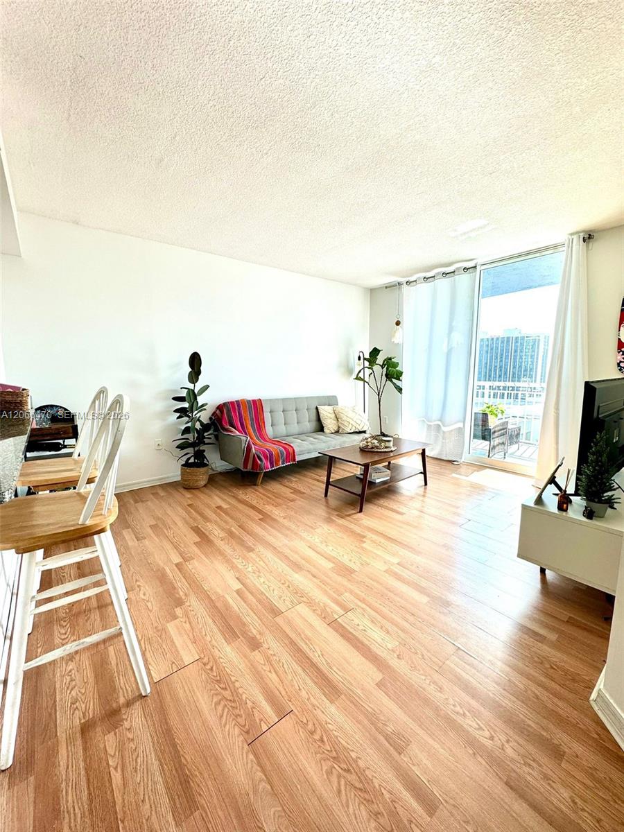 275 NE 18th Street