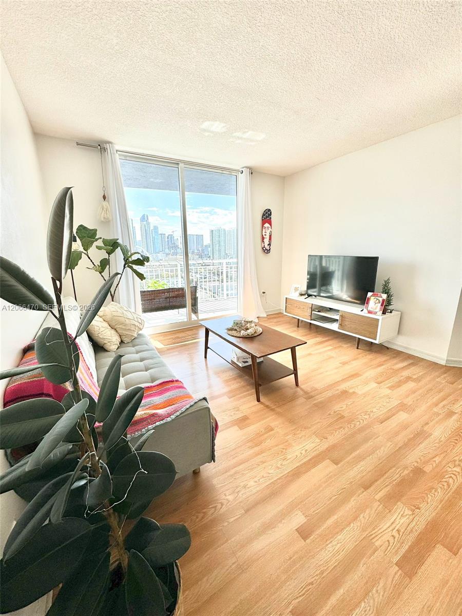 275 NE 18th Street