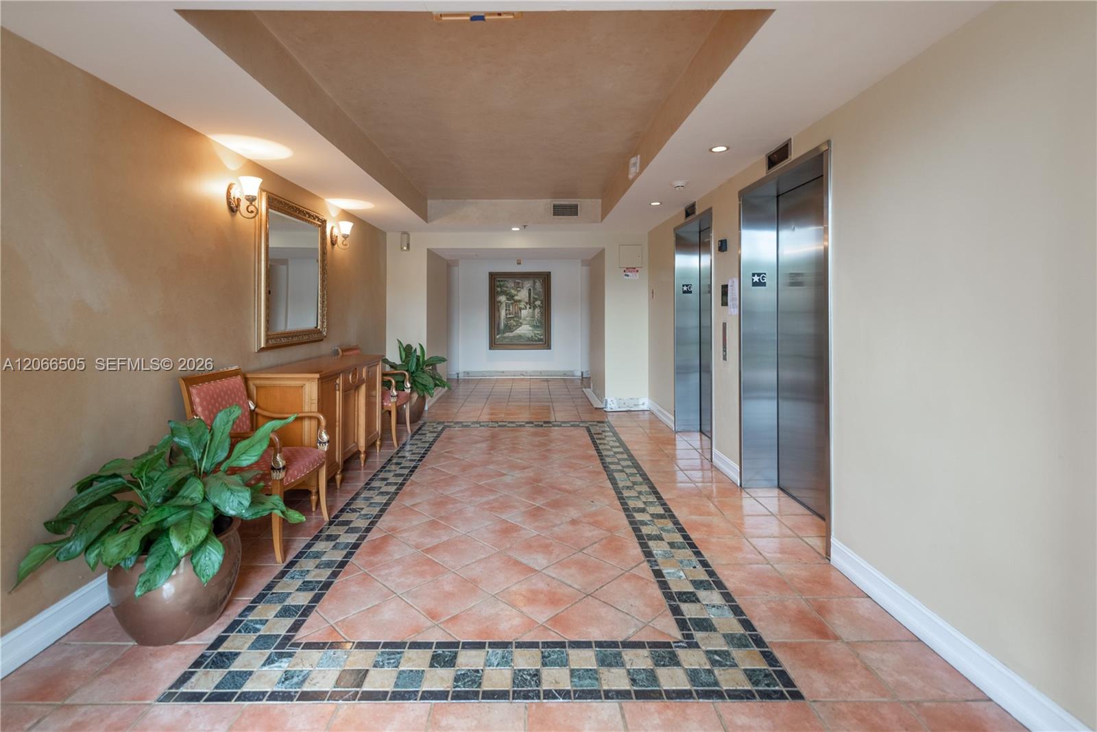 19601 E Country Club Drive