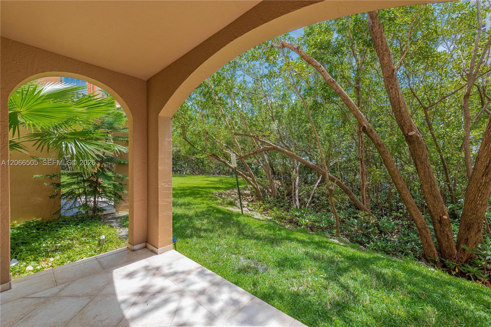 19601 E Country Club Drive