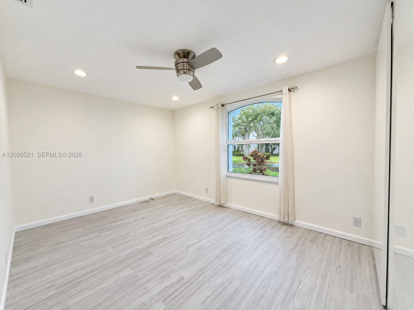 2616 Oakbrook Court