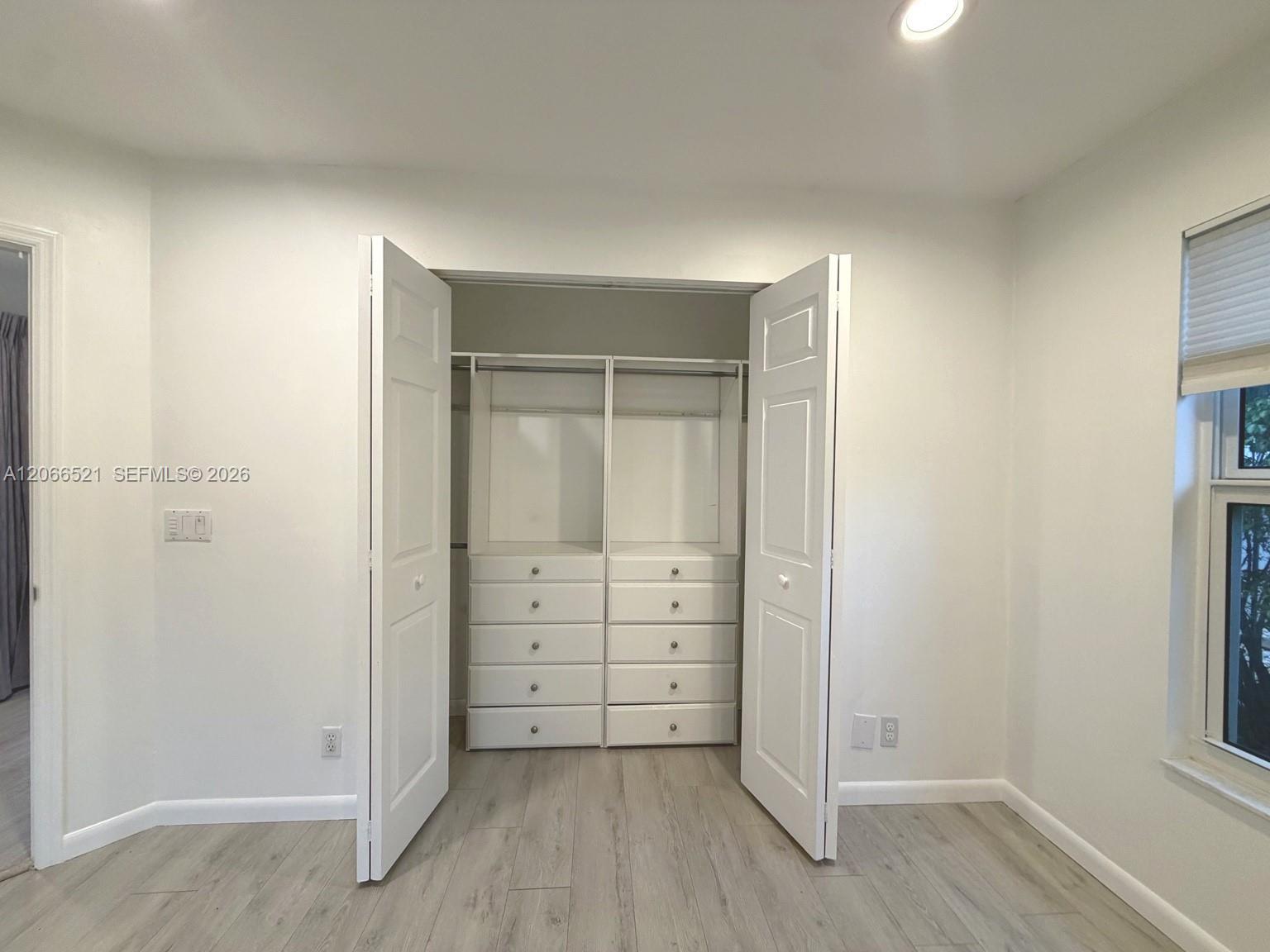 2616 Oakbrook Court