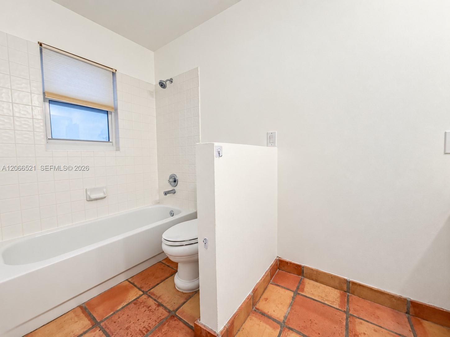 2616 Oakbrook Court